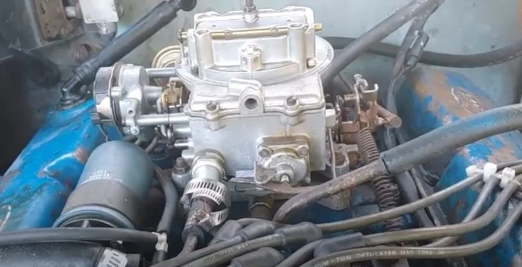 Ford 330 Engine Carburetor