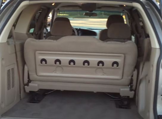 2003 ford windstar interior