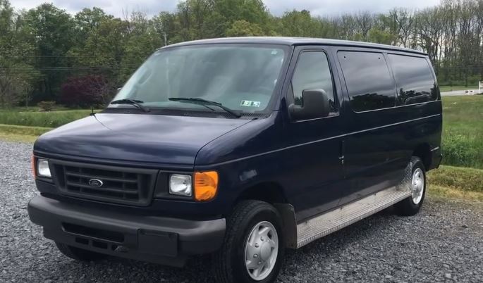 2007 Ford E350 Overview