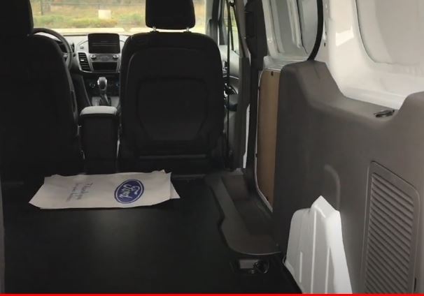 Ford Transit Connect XLT: Interior Features