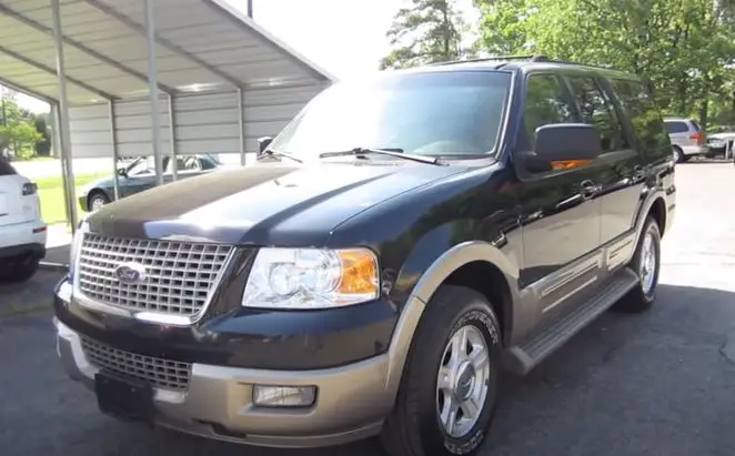 2004 Ford Expedition: Exterior Features